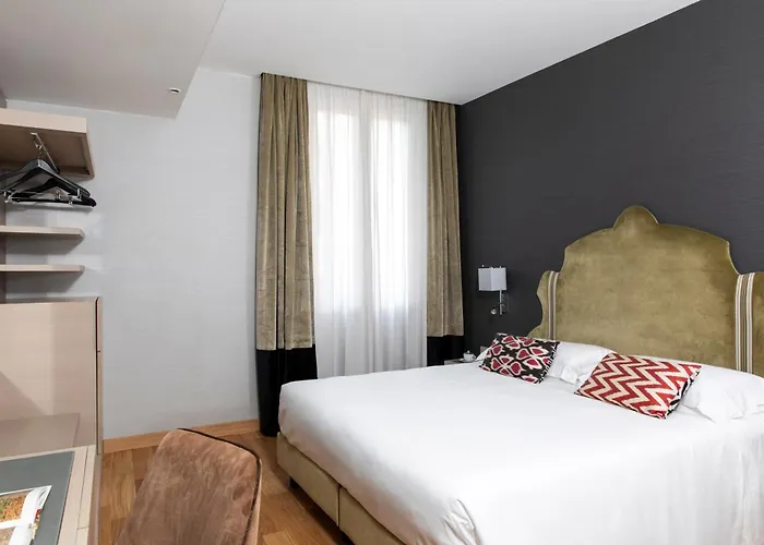 Otel Adriano Rooftop 4*